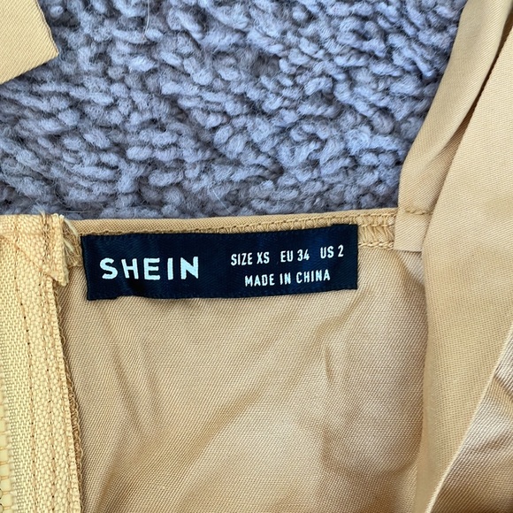 Two piece set - Picture 4 of 6